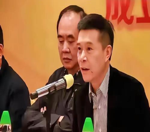 广东3消息！陈老板重要决定，杜锋回应下课传闻，徐杰低迷真因
