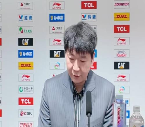 输浙江发布会！邱彪第一时间就致歉，回应球员状态与防守问题！