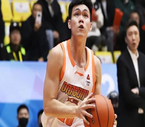 庞峥麟是真硬！末节独砍16分帮助球队险胜四川，救了易立一命！