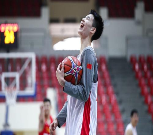 天天都哭郭昊文与赵柏清对喷的背后：除绯闻还有1事让他焦虑