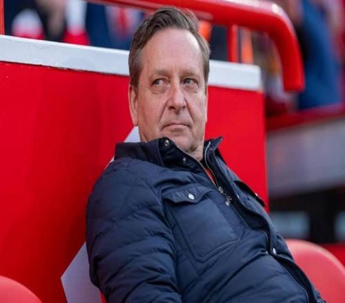 柏林联合总监：拜仁那样抱怨裁判不合适，下周我们将成受害者