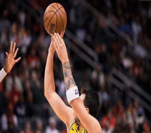 大逆转！湖人击溃火箭，豪取6连胜！东契奇轰36+6，杜兰特18分5板