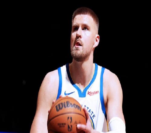 狂砍30分！打出加盟勇士最强一战，波神追赶张伯伦