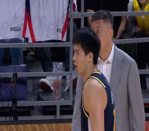 第五外援锁定阿丘尔广东队被曝欲升级内线，杜锋拒绝裁掉萨林杰