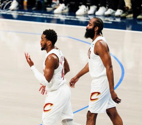 场均19分，蜜月期结束，进季后赛模式！你这么打很难拿总冠军了