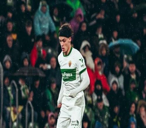 世体：福特迎来手术后康复的最后阶段，他已从巴萨返回埃尔切