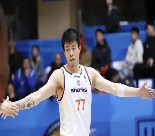 上海8480青岛球员评价：3人优秀，3人及格，4人低迷