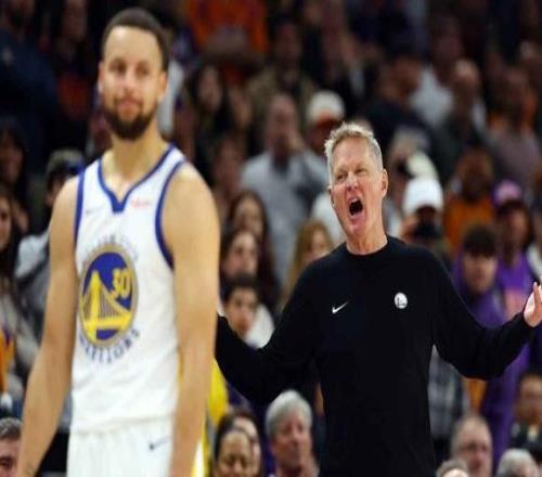 勇士认怂科尔强势回应：库里即将复出，我们绝不躺平！