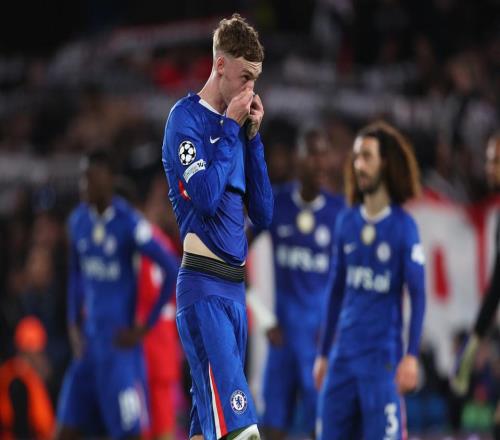 28让切尔西球迷怒了中场提前退场+狂嘘主帅当新老板面高呼阿布