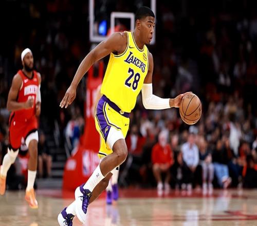 打替补依然效果不佳，湖人还是没有找到锋线大将的正确使用方式