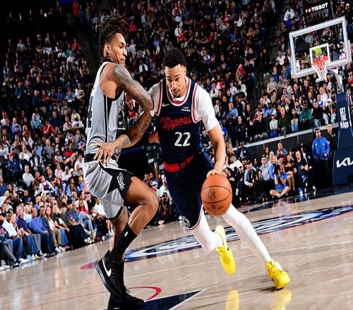 绝对值得更多的球权，快船侧翼新星的能力可能还是被低估了