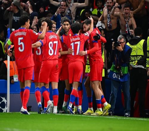 28！卫冕冠军大杀四方，切尔西惨败出局，国内外赛场双线崩盘