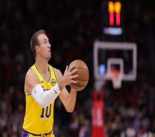 近段时间手感一塌糊涂，湖人超级投手到底何时才能找回状态呢