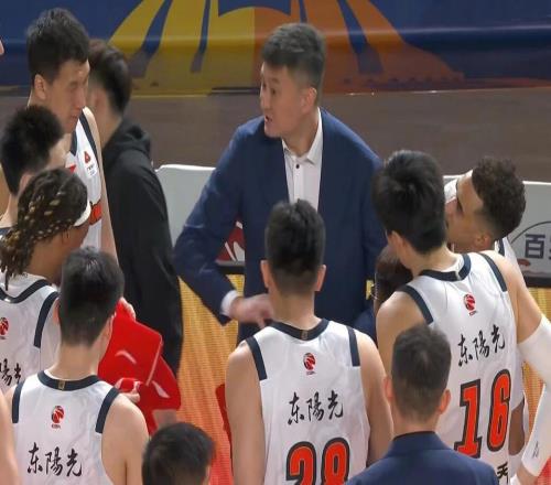 曝广东男篮锁定新大外，接触臂展2米21悍将，NBA发展联盟场均15+9