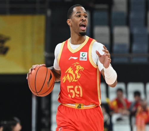 CCTV5直播！广厦VS北控悬念重重，胡金秋带伤作战，王博全力冲第1