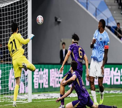 坏消息！津门虎雪上加霜，闫炳良伤缺无缘客场打辽宁，保级悬了