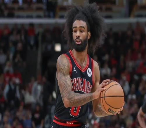 2场投丢18球！火箭24岁首发跌至冰点，未交易换怀特，斯通失算了