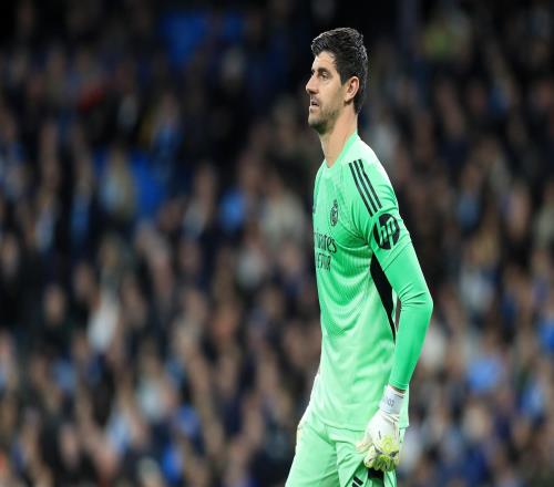 皇马官方：库尔图瓦右大腿股直肌肌肉拉伤据悉将伤缺数周