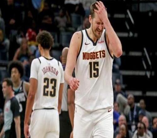 爆大冷！西部豪强轰然倒下：全场开心欢呼，约基奇另类准四双