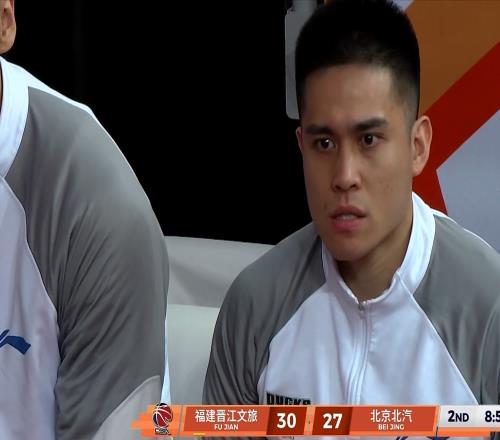 CBA：赵睿复出4连胜终结，麦基22分10篮板，邹阳爆发25+10