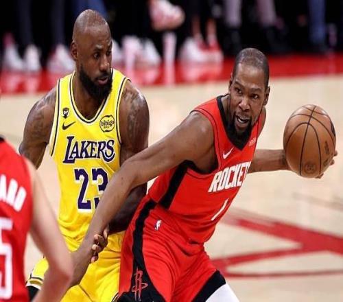 关键时刻隐身，杜兰特11中7贡献18分6板，末节仅3分未能逆转