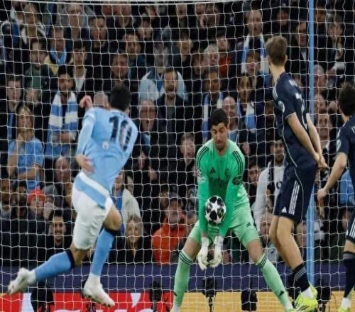 库尔图瓦重伤休战六周：右腿股四头肌受损，无缘对拜仁