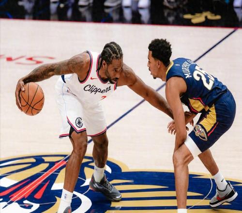 大爆冷！快船遭鱼腩18分逆转小卡25+8末节0出手泰伦卢又犯老毛病