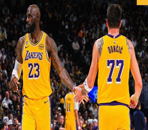 詹姆斯19+15+10创3大历史第1神迹，东契奇60+7+9记3分刷爆纪录