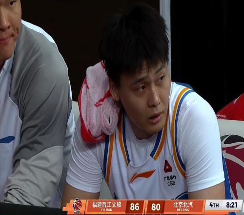 赵睿复出10全队最低，雷蒙三分4中4，终结连胜将战辽宁队