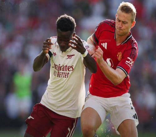 卡里克暗示德里赫特赛季报销！马奎尔提高续约要求，曼联只有接受