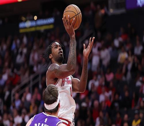 连续7场没有命中1记三分，锋线新星的表现是当下火箭的真实写照