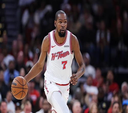 比火箭其他年轻球员还要不成熟！杜兰特看起来又有泄气的表现了?