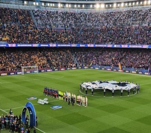 世体：纽卡球迷远征巴萨客场表现堪称文明典范，双方气氛和睦