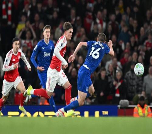 英超6队出征仅剩2支，西甲三强围剿，谁才是真正的第一联赛