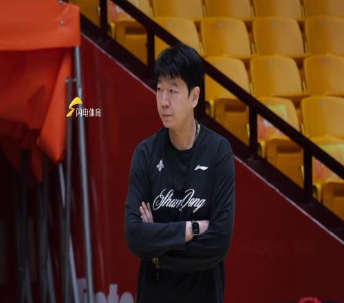 山东高速男篮主场迎战天津，邱彪直言打出自身特点是关键