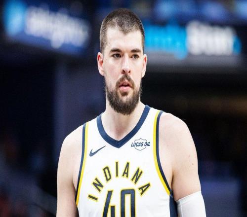 坏消息，步行者队中锋伊维察祖巴茨肋骨骨折赛季报销