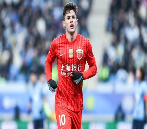 三轮两爆冷！上港深陷“伪强队”质疑，卫冕冠军为何会接连拉胯