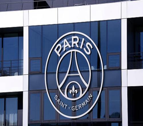 为战利物浦做准备，队报：巴黎正评估是否推迟客战朗斯的比赛