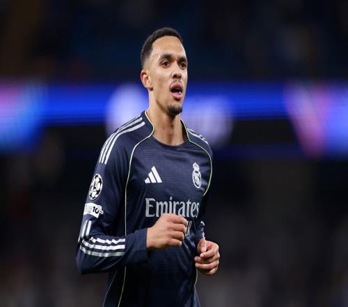 0球2助攻！27岁阿诺德或无缘世界杯，豪言要成第一个金球奖边后卫