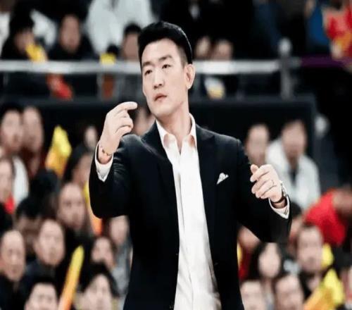 北控输广厦！张庆鹏直指没血性，廖三宁反思防守，王博点赞2将！