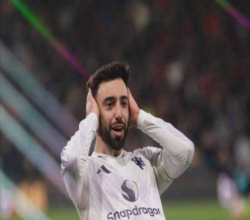 两度领先遭逼平！曼联22隐情：裁判问题背后，防守藏致命隐患！