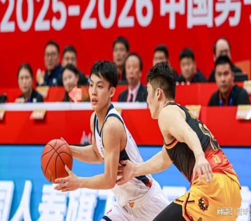 CBA一夜大翻天了广东北京全被爆冷：辽篮6连胜重返争冠行列