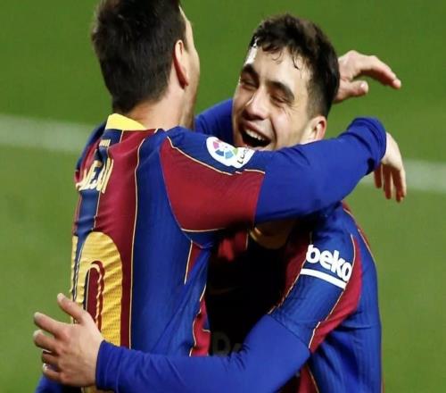 佩德里：我当时完全没想到自己加盟巴萨第一年就能留在一线队