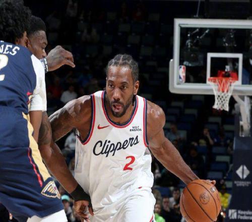 前八不稳！小卡伤停快船遭鹈鹕双杀吞4连败墨菲27分小琼斯22分