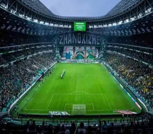 京沪德比前瞻：传统豪门对决激烈加倍，前锋效率如何是取胜之匙