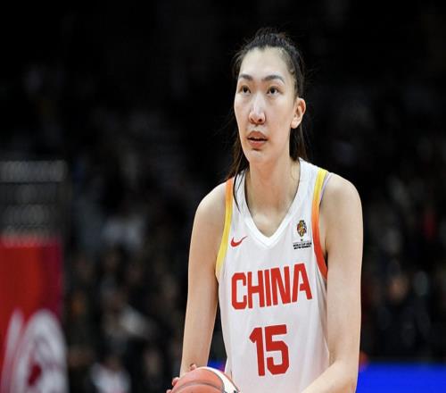 记者：韩旭和李月汝仍将继续挑战WNBA