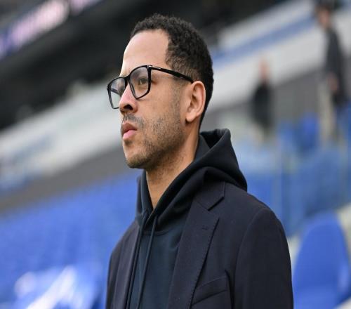 詹俊：罗塞尼尔仍无法让球员发挥出潜力，换上桑托斯更是败招