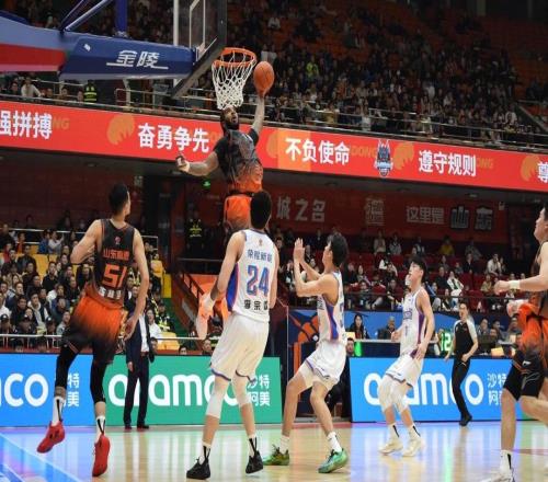 高速男篮23日晚战四川，克里斯伤停，胜算几何