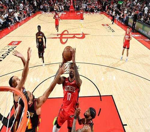 时隔7场后终于命中了一记三分，火箭锋线新星能否找回自己的手感