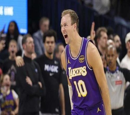 绝杀！肯纳德0.6秒三分剑封喉，湖人豪取9连胜